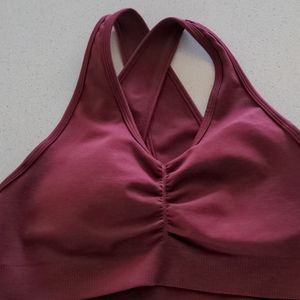 Alphalete Amplify Bra - Bordeaux